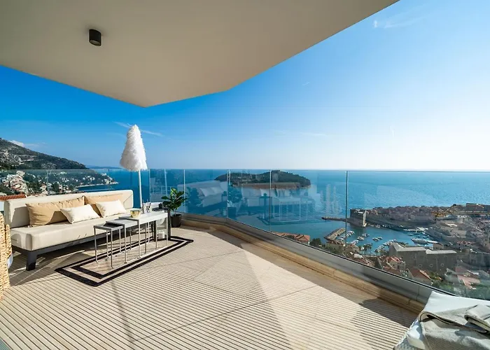 Lux Kalifa 5 Star Exquisite Residence